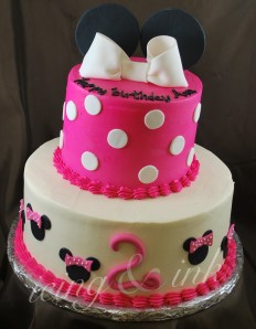 Minnie Mouse Birthday Cakes on Fun Minnie Mouse Cake Designed Per The Mom   S Request  Chocolate Cake